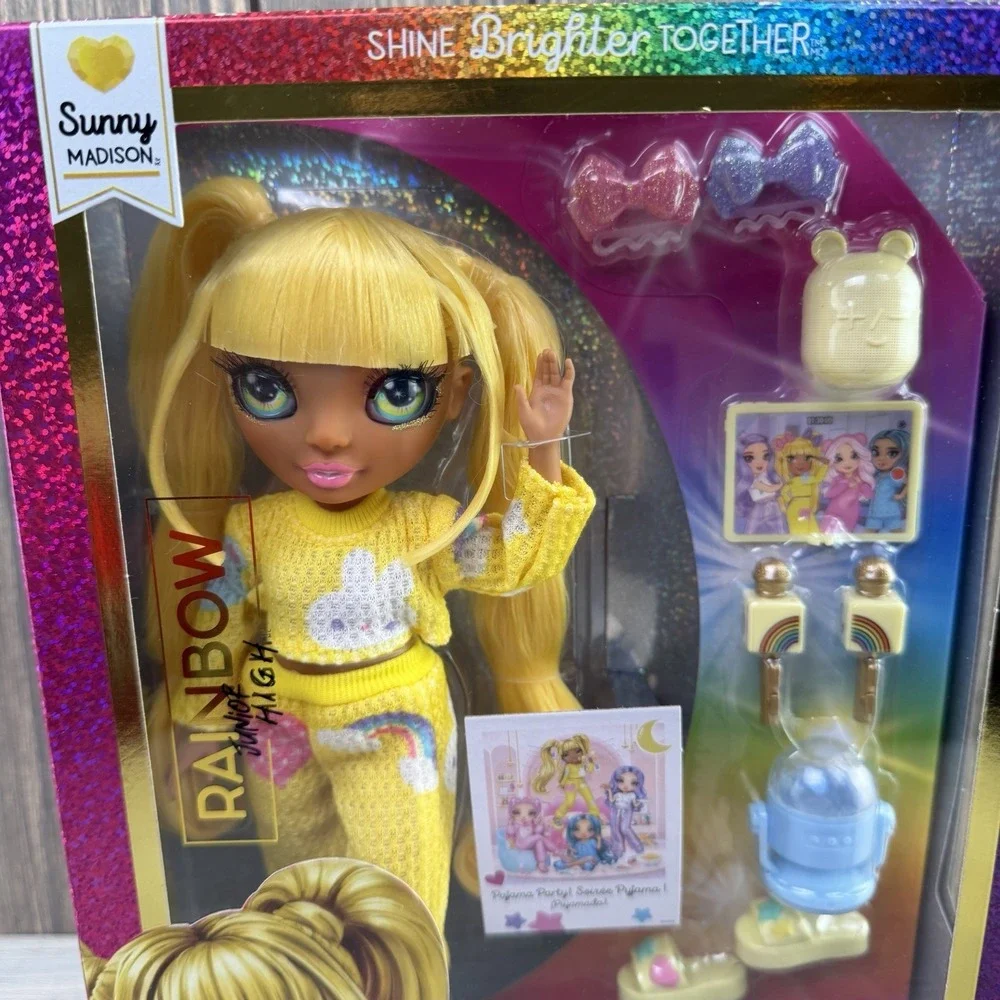 Rainbow High Junior High Sunny Madison Pajama Party Doll NIB MGA New Sealed